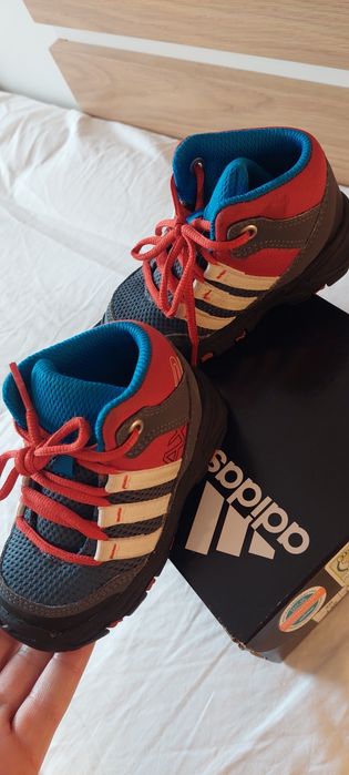 Sapatinhas adidas