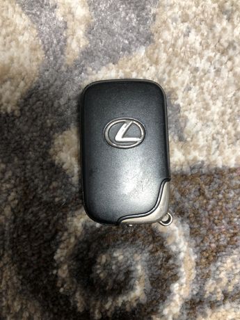 Смарт ключ для автомобиля Lexus