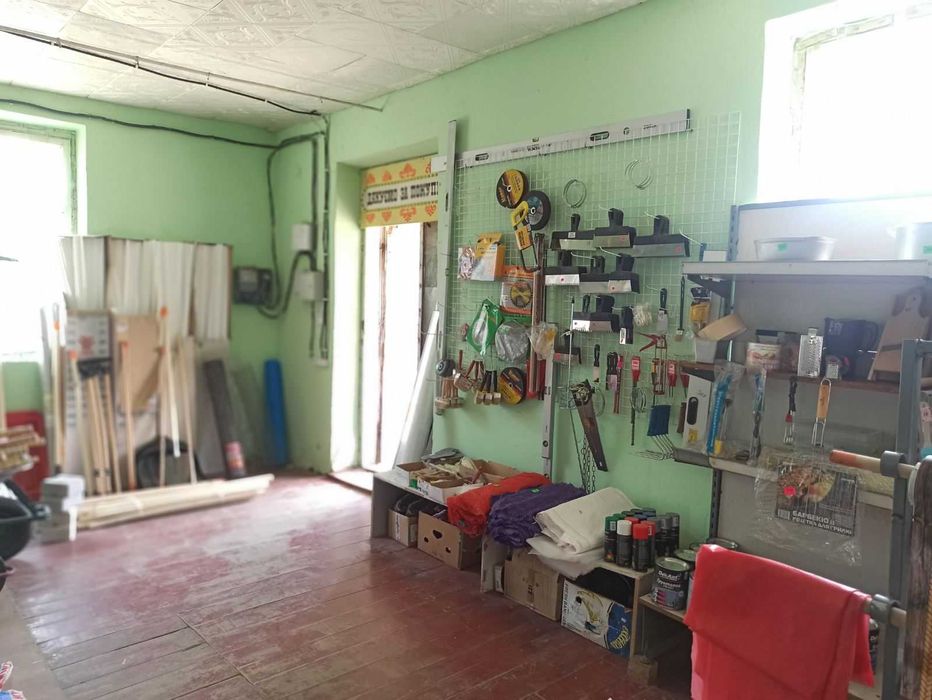 продам склад/магазин с.Плебанівка Шаргородський р-н