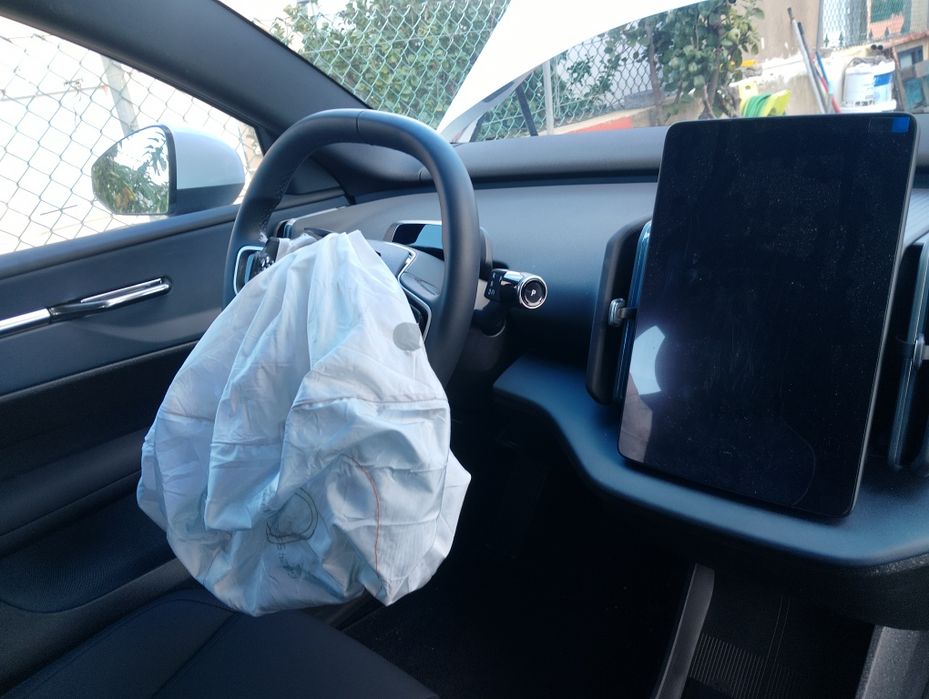 Volvo EX30 51 kWh single motor core