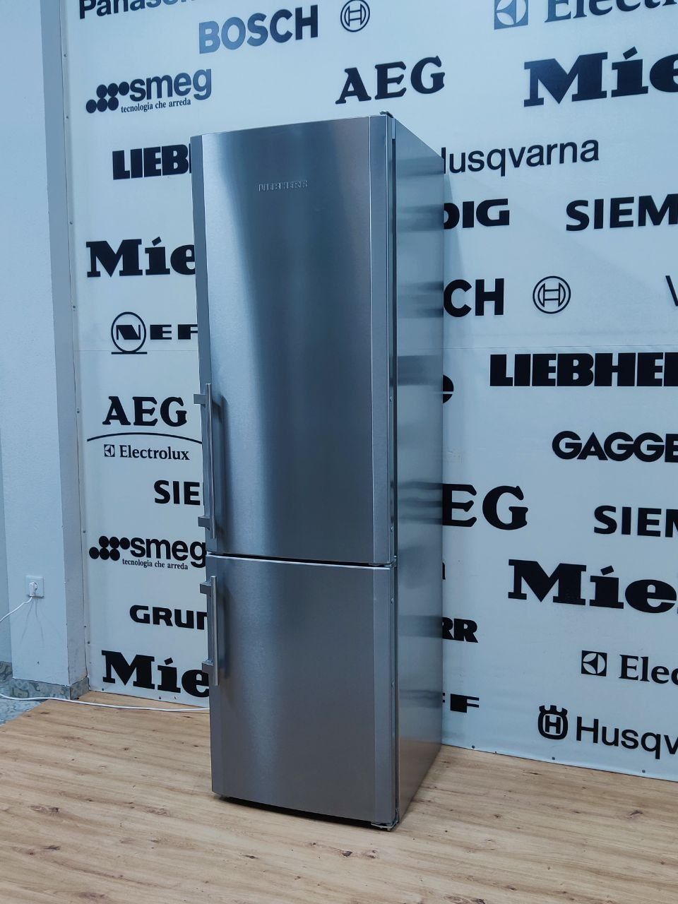 LIEBHERR™ PREMIUM CBNPes3756. Великий холодильник. 2 метра. GERMANY