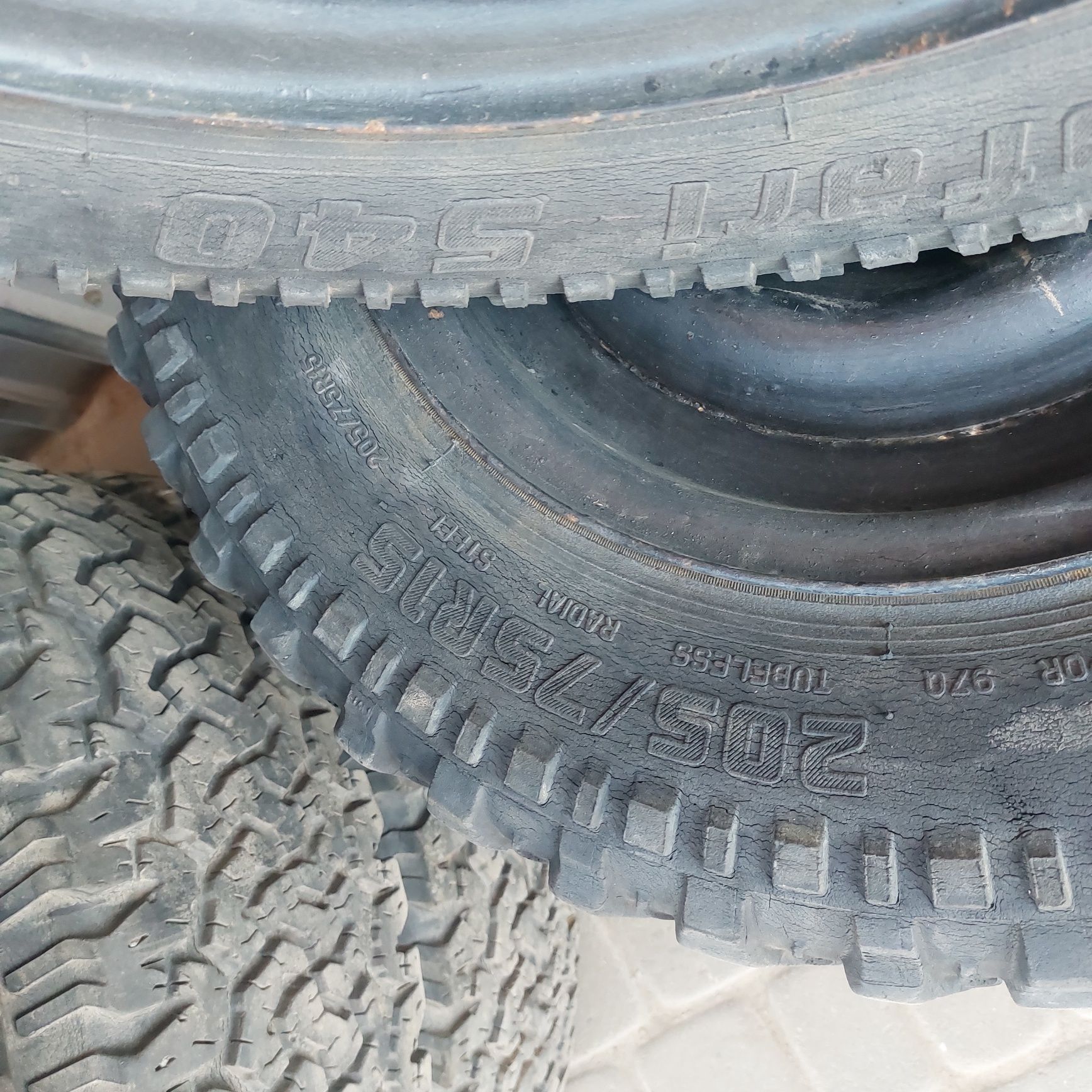 Колеса 205 75 15 диски Уаз шини Forward safari резина грязева 5 139.7