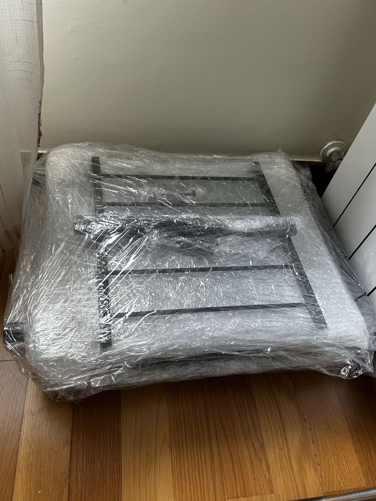 Vendo Cama casal ferro metalica + mesas cabeceira