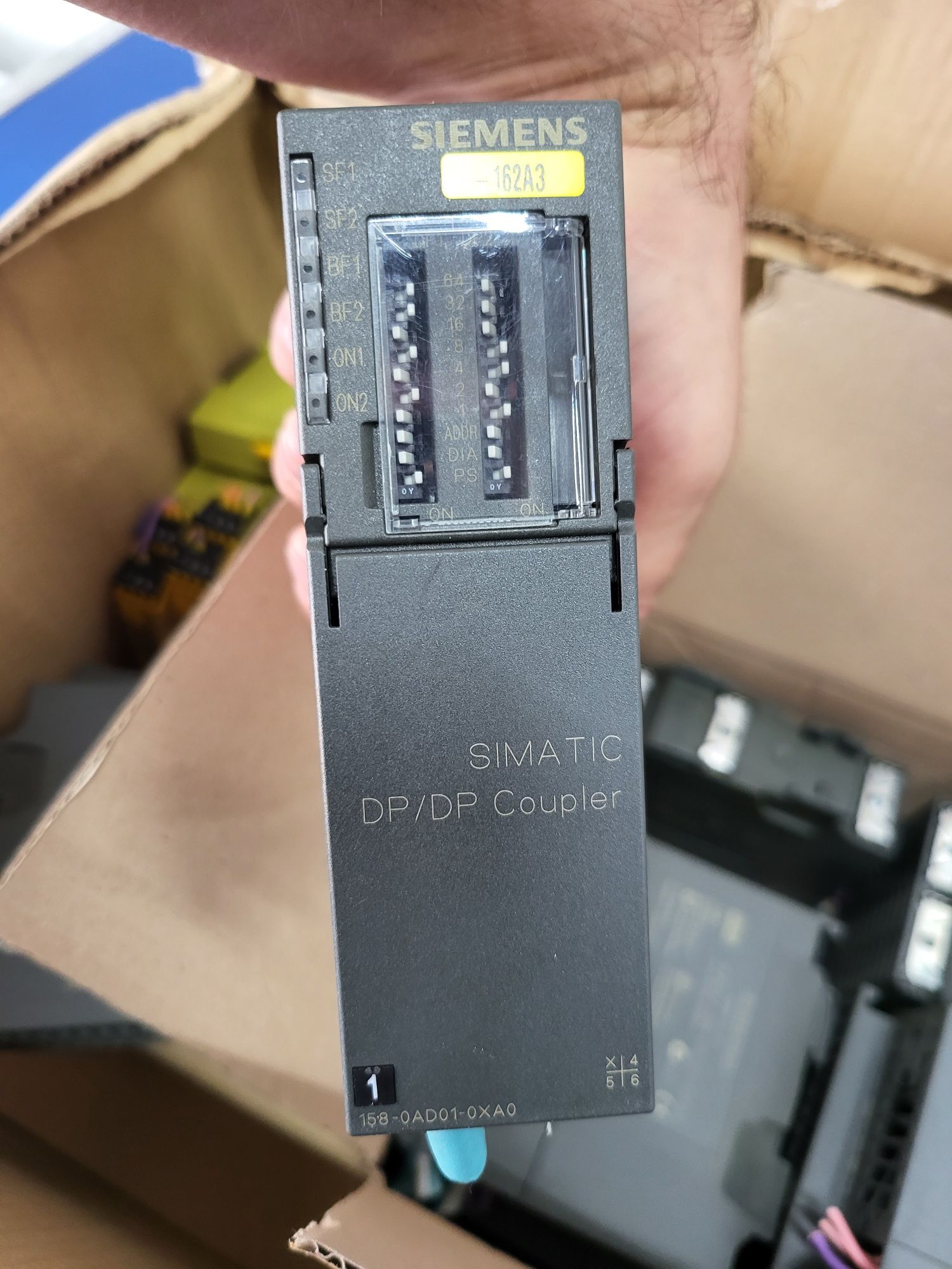 Siemens simatic  coupler DP/DP simatic ET 200M
Siemens Simatic