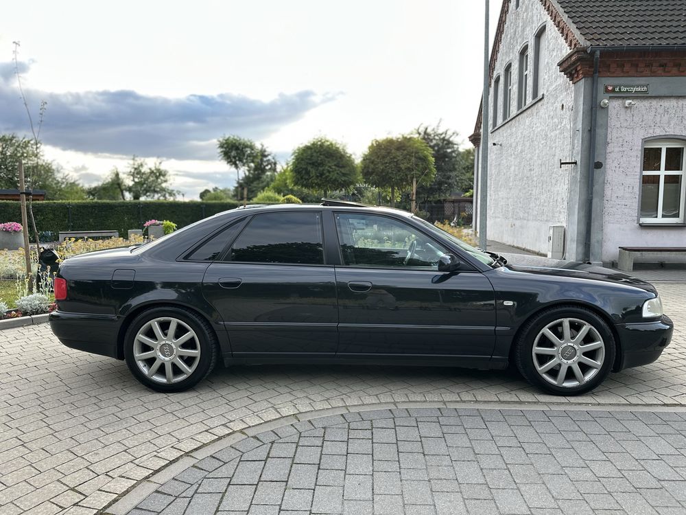 Audi A8 D2 V8 LPG alu LIFT czarne recaro Quattro