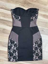 Seksowna taliowana sukienka z koronka czarna asos studniowka