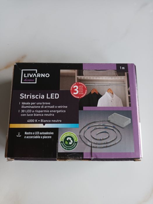 Nowa listwa  oświetleniowa LED do oswietlenia szafy,szafek ,witryn itd