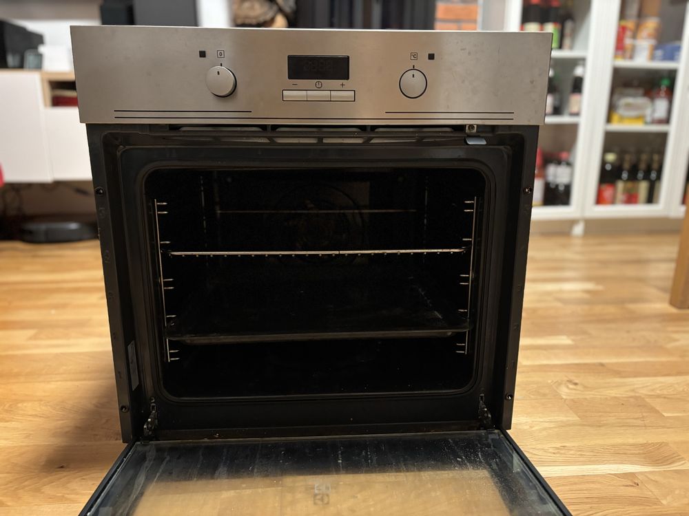 Piekarnik do zabudowy EEB4231POX ELECTROLUX
