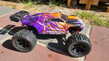 TRAXXAS Mini e-Revo VXL w skali 1/16 + 2x pakiet PRO-LINE Trencher