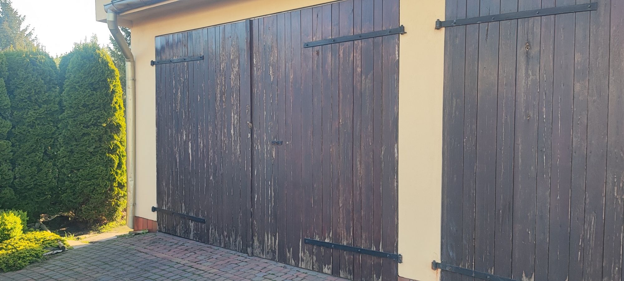 Wrota garażowe 3.7x2.7m