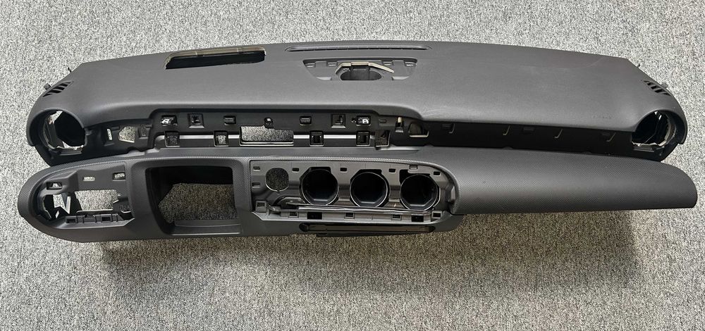 Mercedes Benz OE deska kokpit konsola CLA A Klasa A.177.680.63.02