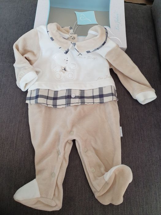 Śpiochy/ Pajacyk welurowy marki Les Jolies