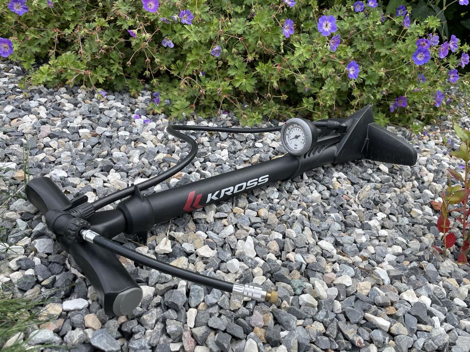 Pompka serwisowa KROSS