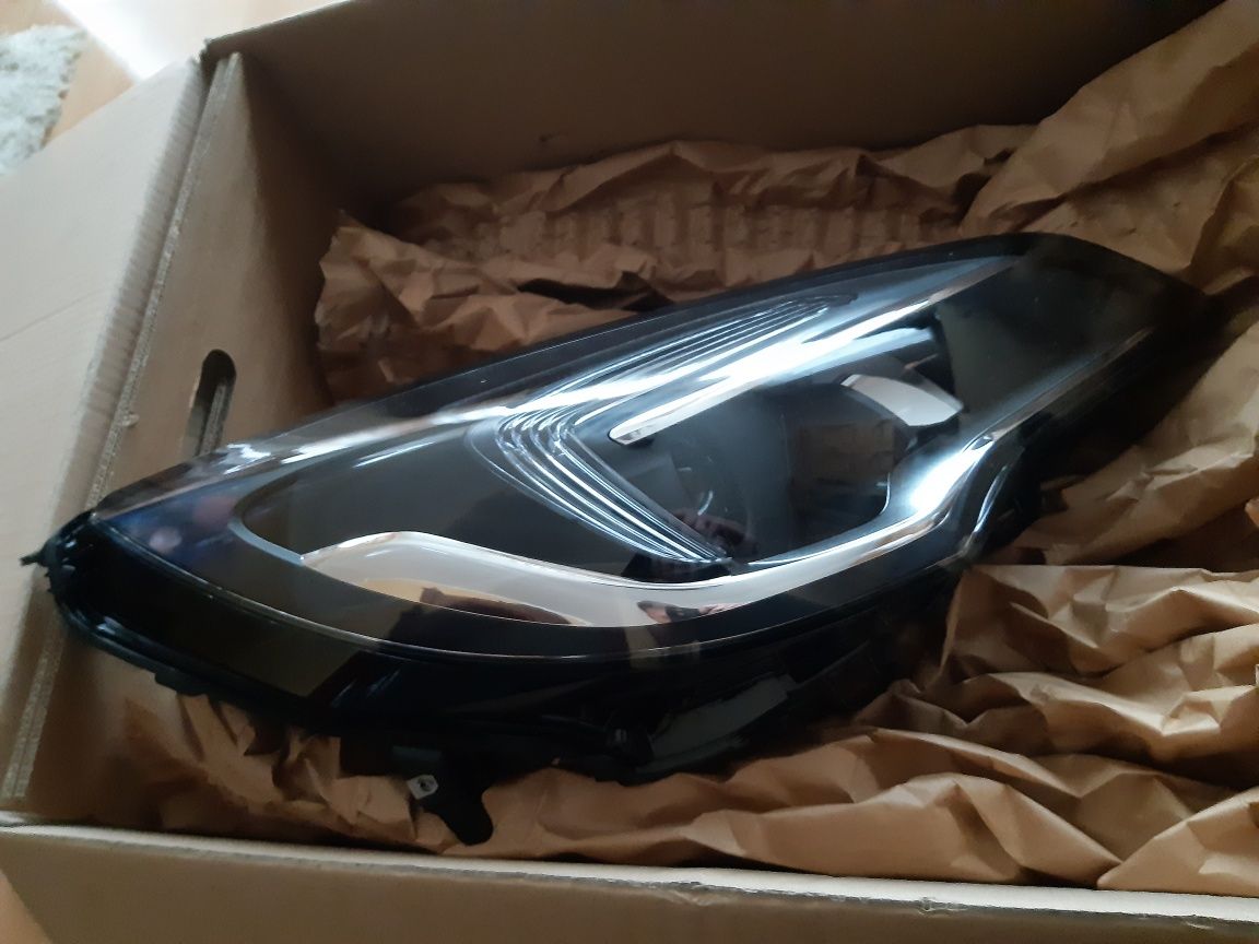 Lampa przód Opel Astra k 5 V Europa reflektor przód prawy