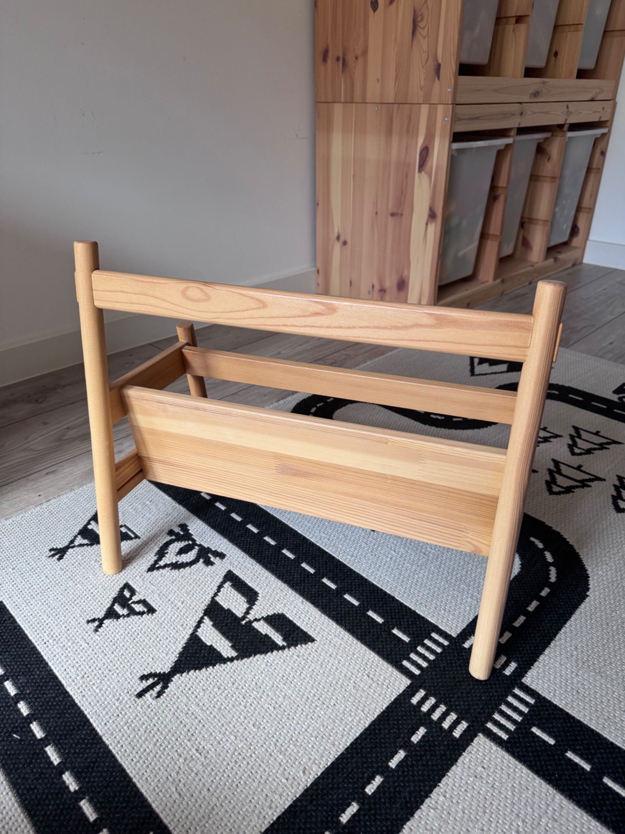 Półka na książki Ikea