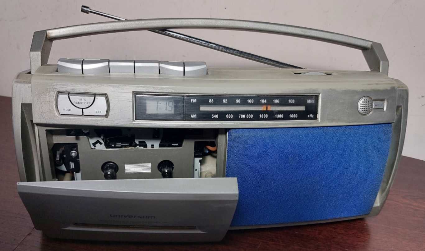 магнітола Universum CTR-1000