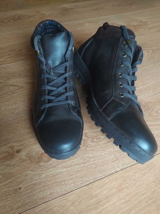 Buty trzewiki męskie, r. 44 Lasocki