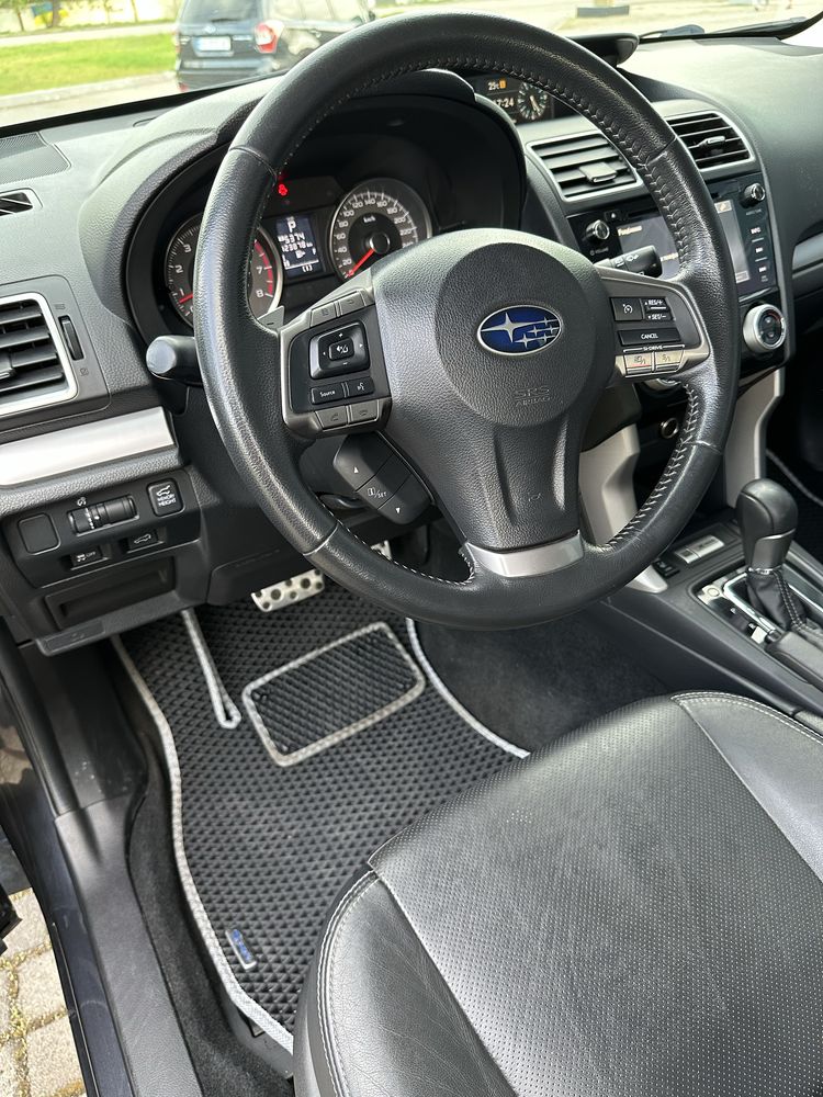Продам Subaru Forester 2015 2.0