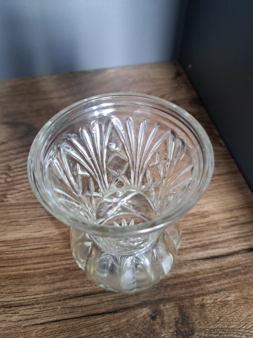Wazon zdobiony wazon