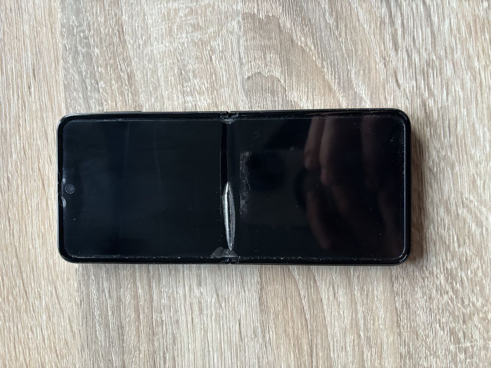 Samsung ZFlip 3 128gb