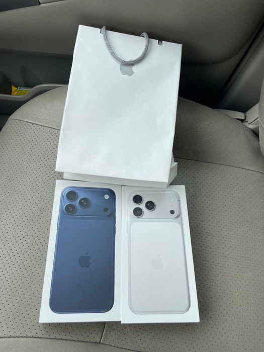 Iphone 17 pro max 1 tb deep blue, silver