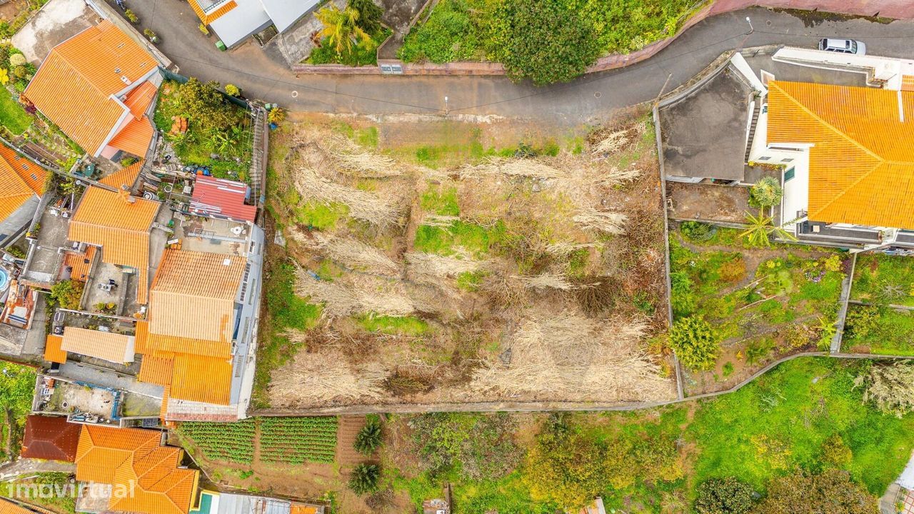 Terreno para Construção em São Roque, Vista Baía do Funchal– Excelente