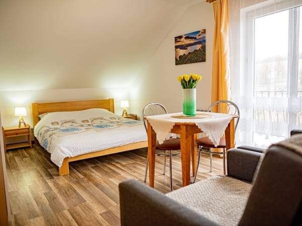 Noclegi Bieszczady Solina pokoje z łazienkami
