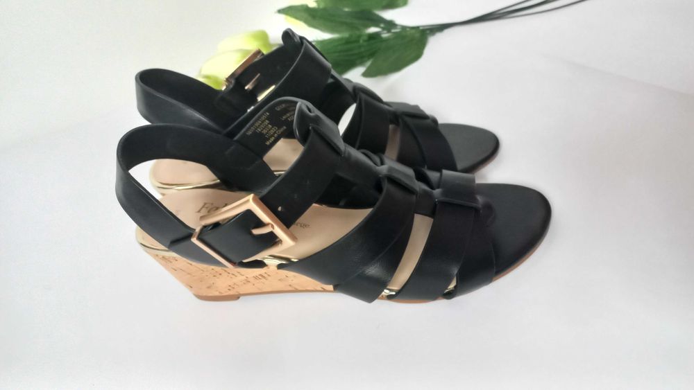 Чорні босоніжки новорічні 38 розмір нові