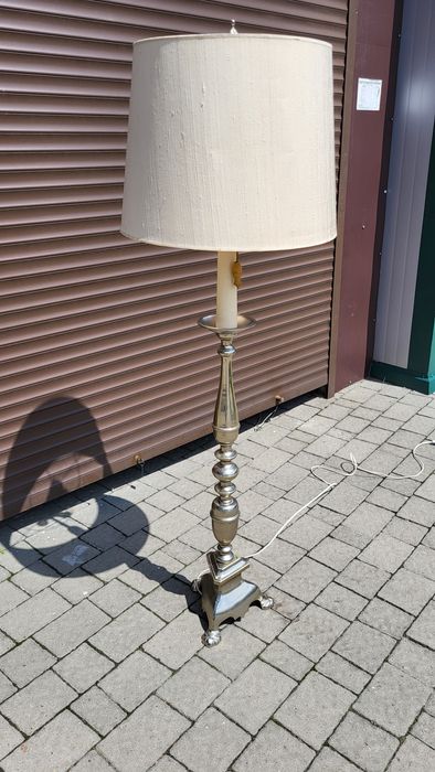 Вінтажний підлоговий торшер з металу