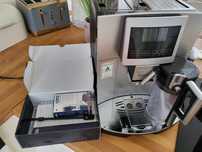 Ekspres do kawy ciśnieniowy DeLonghi Perfecta ESAM5600
