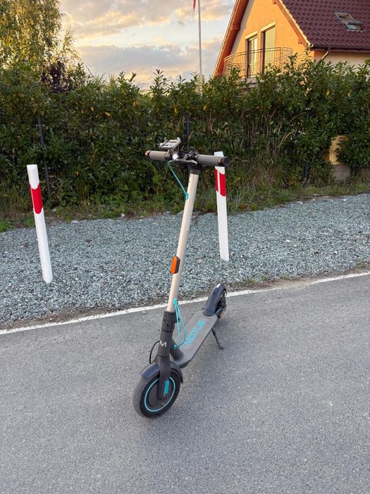 Hulajnoga Motus Scooty 10 Lite gen 5 na gwarancji zakup 06.2025