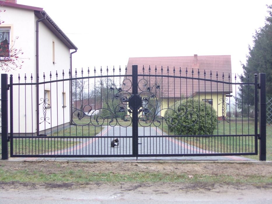 Brama Kuta Wzór nr 9 z winogronem 4,5m BEZ GRAWERKI