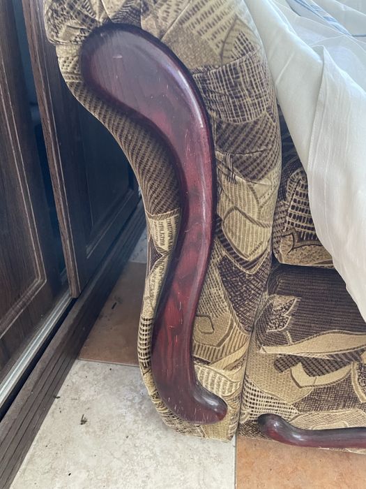 Диван в детскую.