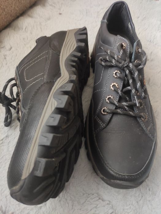 Кожаные туфли кроссовки