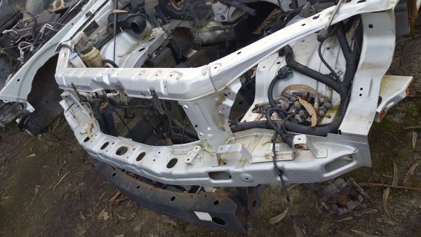 Frente em fibra ou chapa KIA Sorento I (JC)