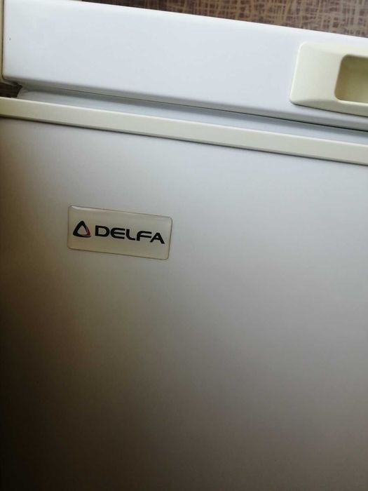 Морозильна камера скриня DELFA 100 л