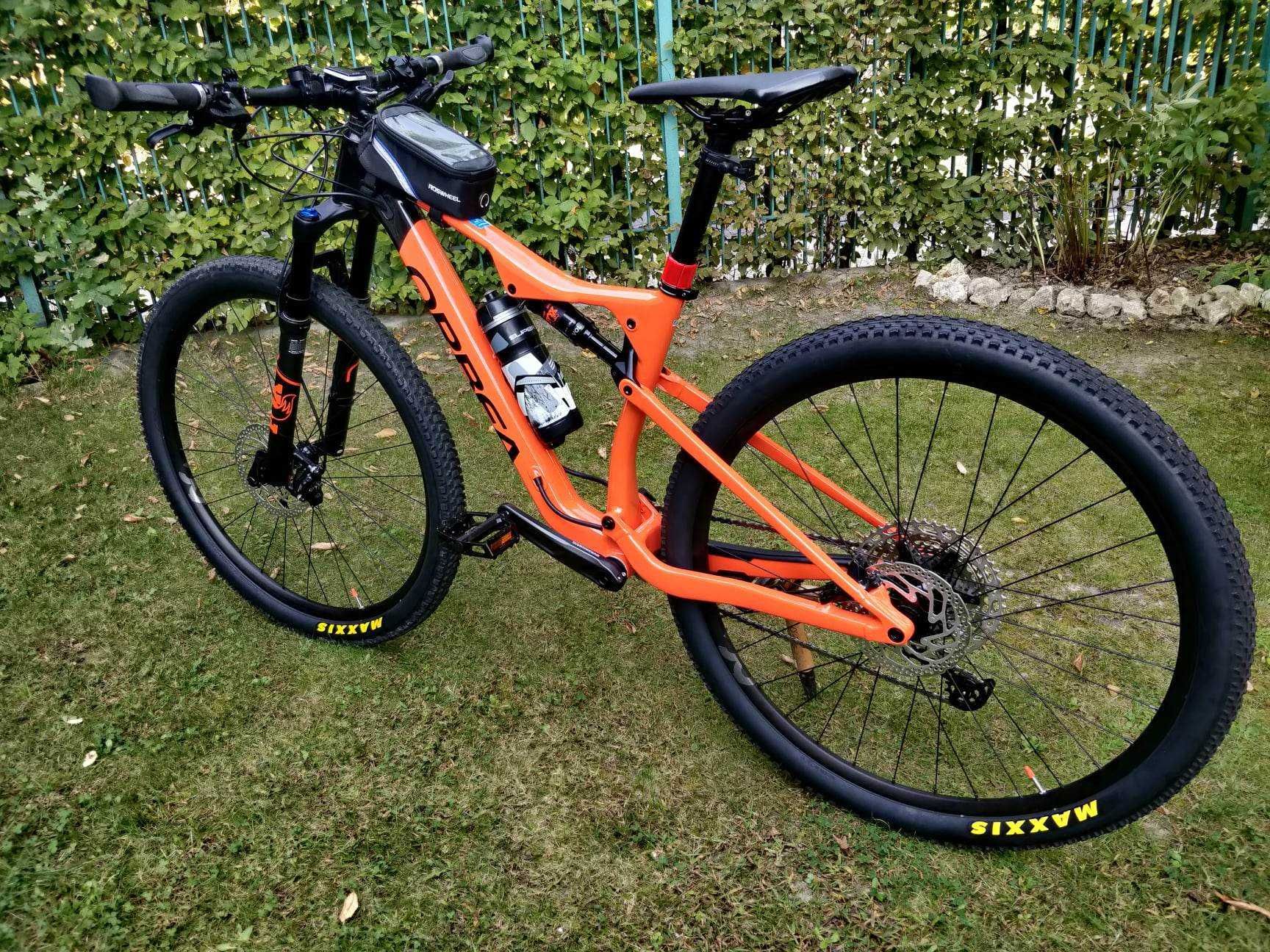 ORBEA OIZ H30 2021 rama M orange-black