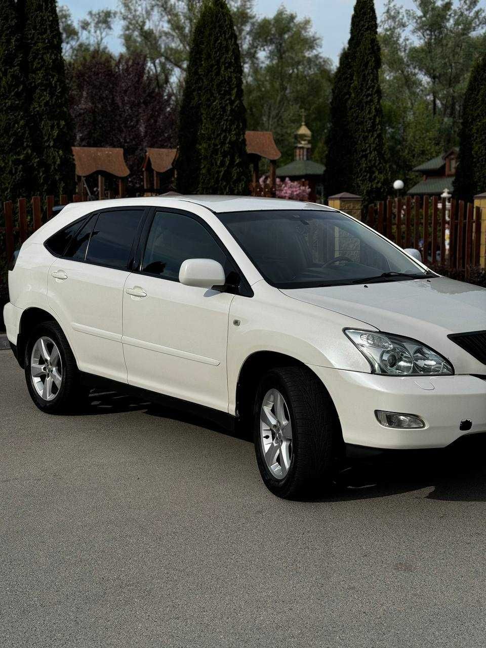 Lexus RX 350   Перламутровый цвет Огонь