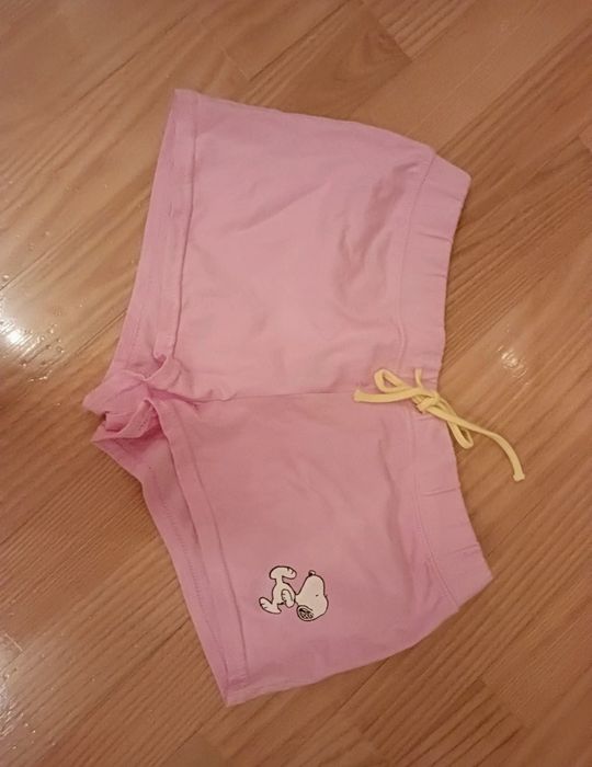 Paka ubrań 4 szt rozmiar XS, spódniczka,spodenki,koszulki