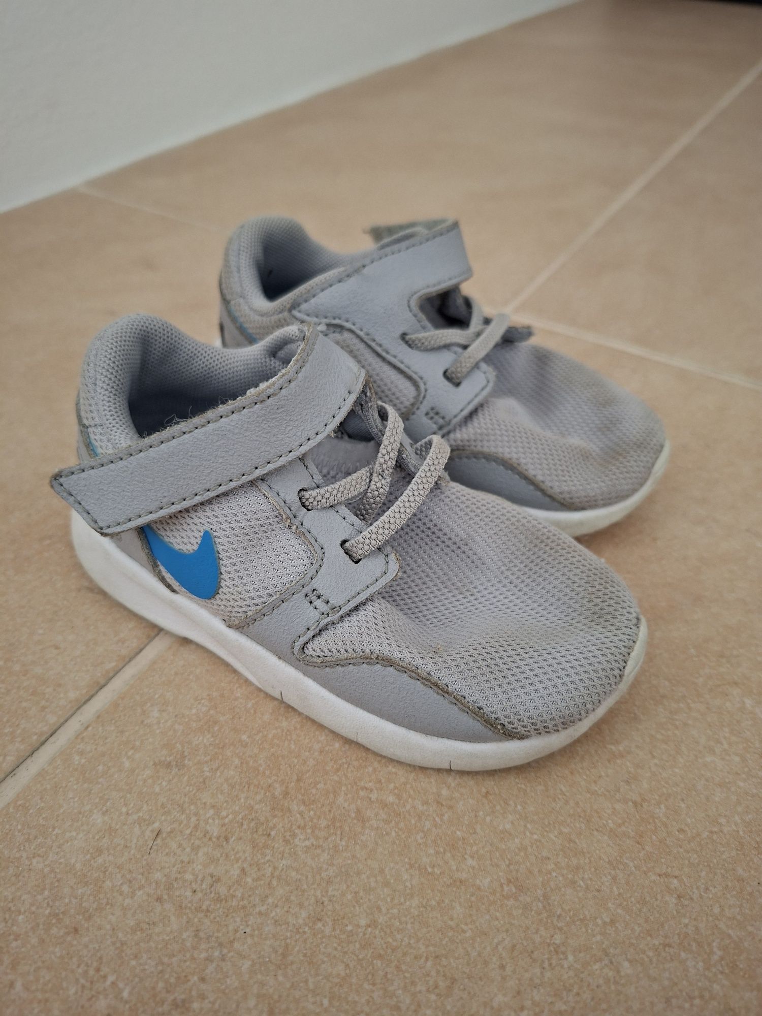 Tenis menino Nike,  T22