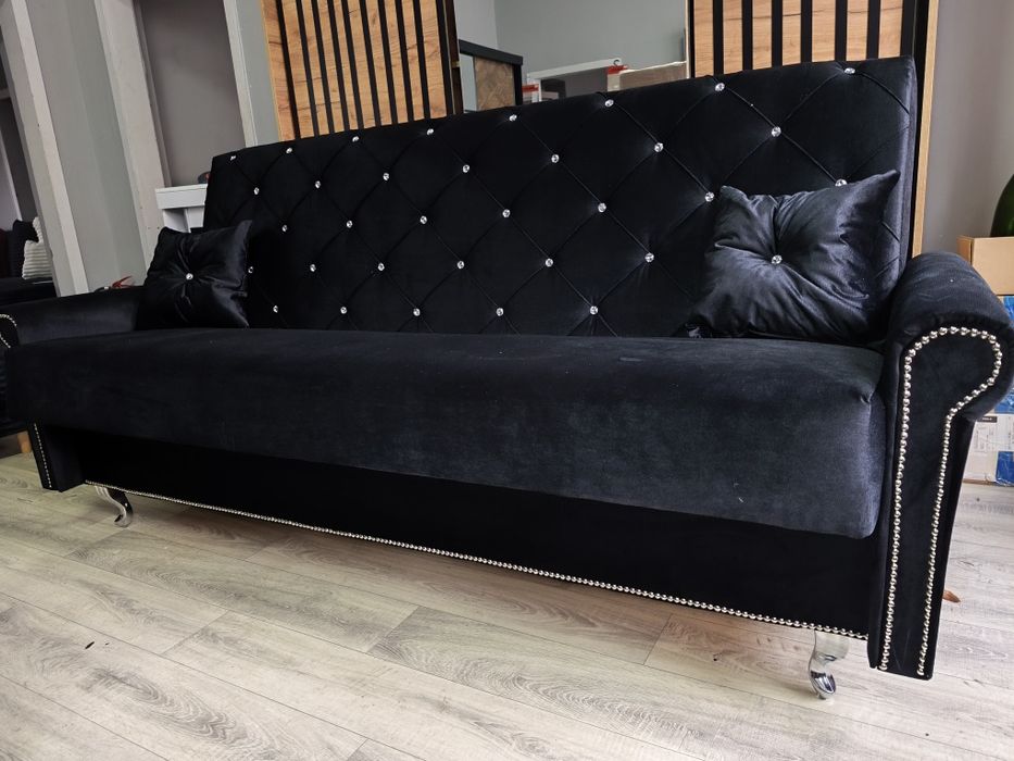 Wersalka Glamour dostępna od ręki.Sklep stacjonarny