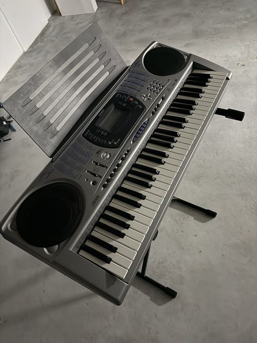 Teclado Casio CTK-671 – excelente estado, pouco uso
