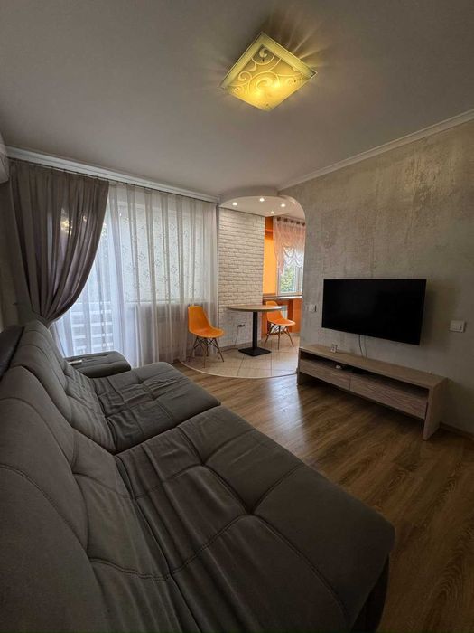 Здається 2 квартира по вулиці Головній (біля готелю Буковина)