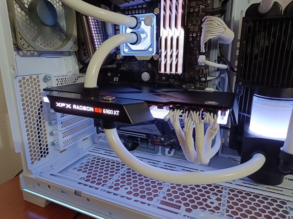 XFX AMD 6900XT Zero Rgb EKWB 16Gb