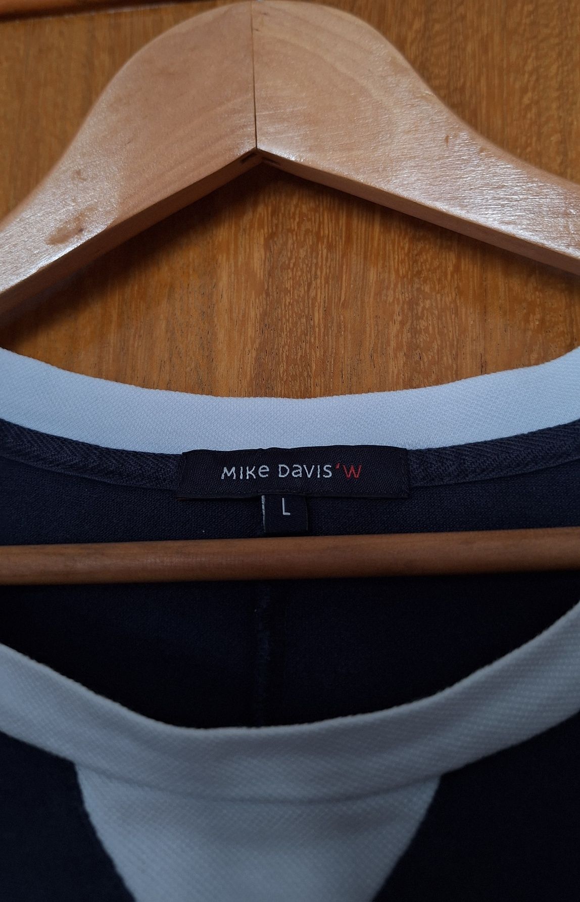 Vestido Mike Davis L