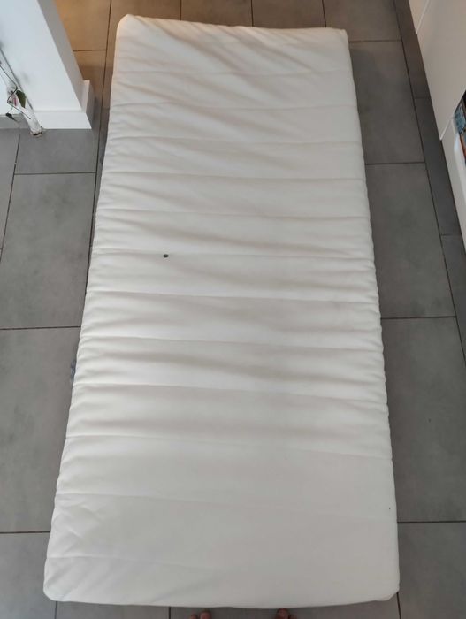 Materac piankowy, średnio twardy90x200