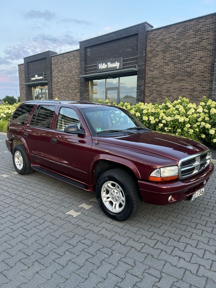 Dodge Durango 4.7 V8 Magnum – Automat | 7-osobowy | LPG | Bezwypadkowy
