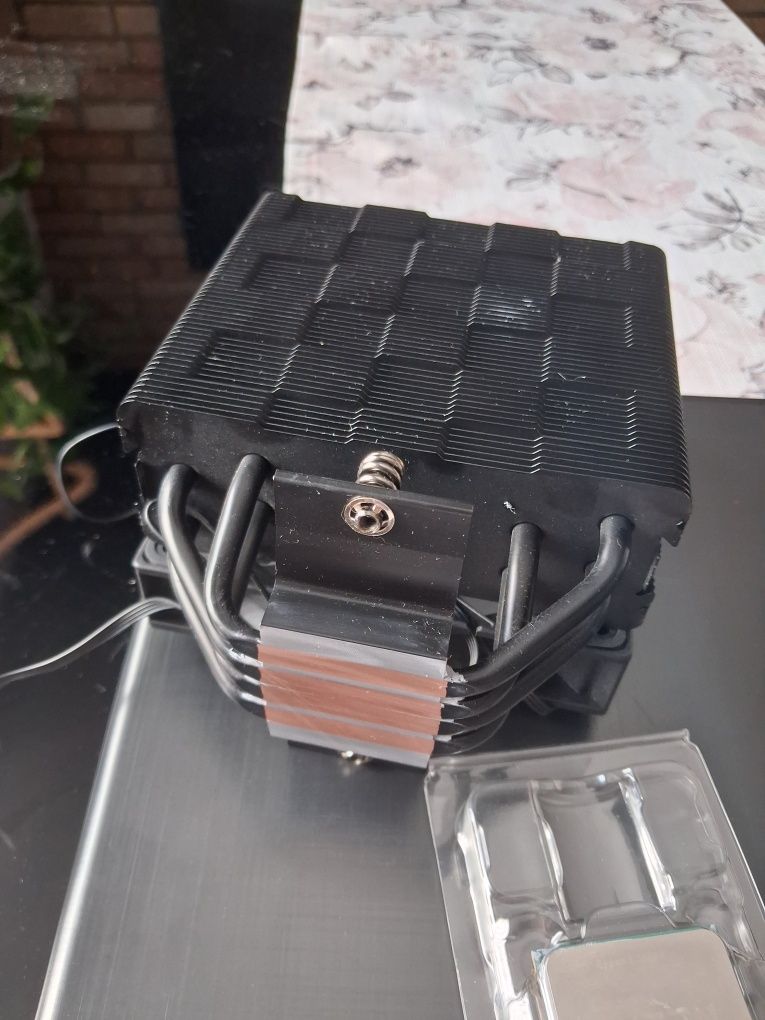 Procesor AMD Ryzen 5 3600x + chłodzenie