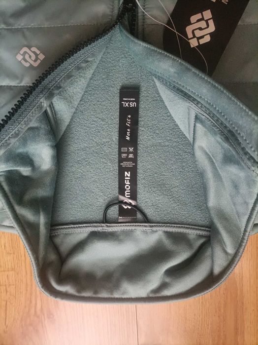 Bluza sportowa nowa Mofiz