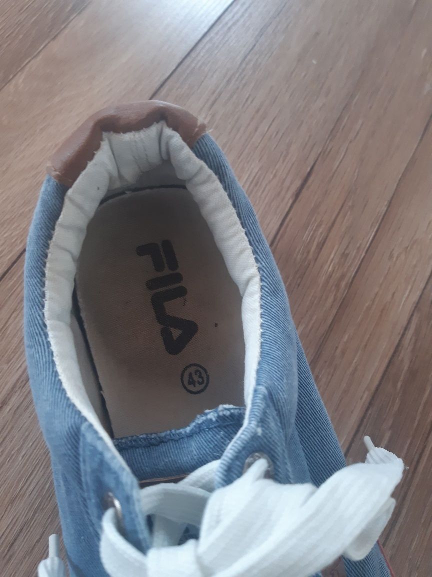 Trampki jeansowe Fila. 43 rozm.